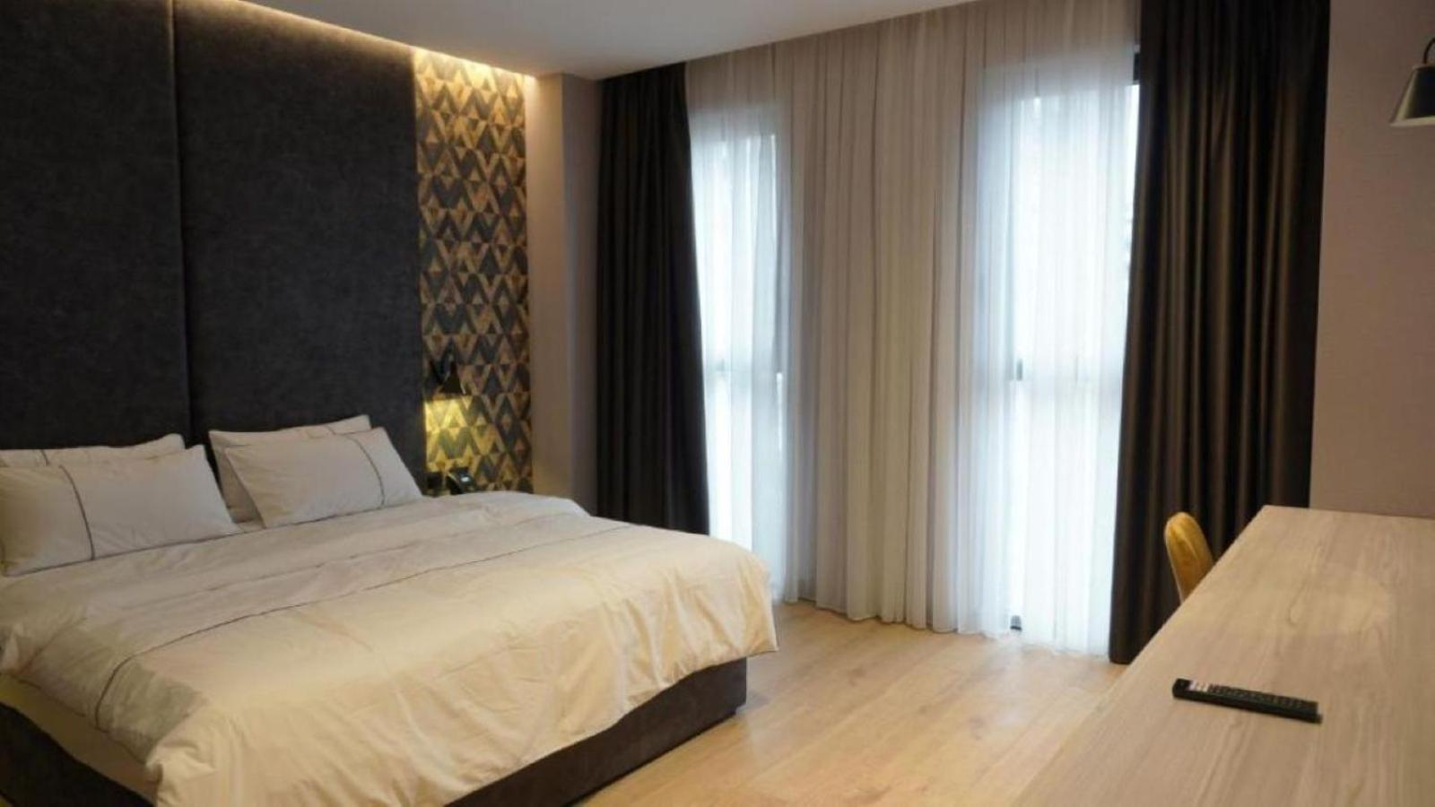 טיראנה Starlight Hotel מראה חיצוני תמונה