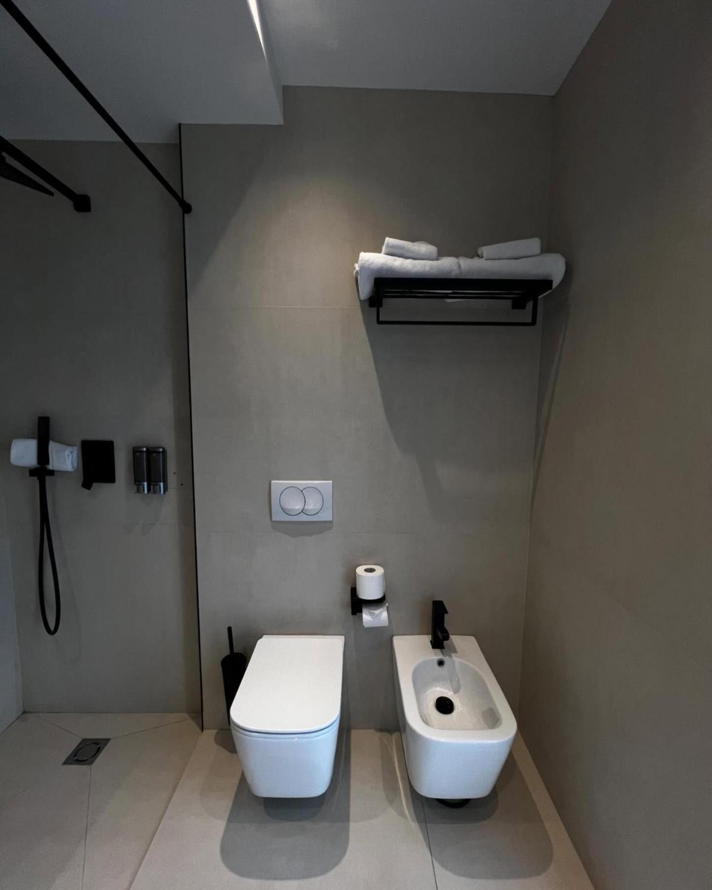 טיראנה Starlight Hotel מראה חיצוני תמונה